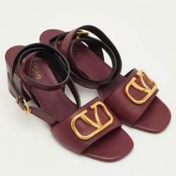 مملوكة مسبقًا Valentino VLogo Size 40 Burgundy Leather Block Heel Ankle Strap Sandals