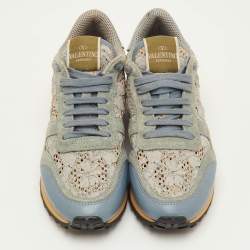 Pre Owned حذاء رياضي فالنتينو روك رنر جلد ودانتيل وزر بلون أزرق/ماروني عنق منخفض مقاس 36