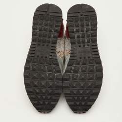 Pre Owned حذاء رياضي فالنتينو روك رنر جلد ودانتيل وزر بلون أزرق/ماروني عنق منخفض مقاس 36