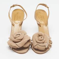 Pre Owned صندل فالنتينو مزخرف كريستال مقدمة مفتوحة و فتحة كعب ساتان بيج مقاس 37