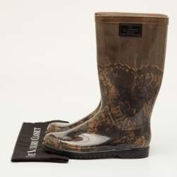 مملوكة مسبقًا حذاء مطري فالنتينو طبعة دانتيل مطاطي أسود/بيج مقاس 41