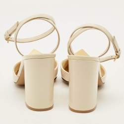 Pre Owned Valentino One Stud Size 38 Cream Patent Leather Ankle Strap Pumps