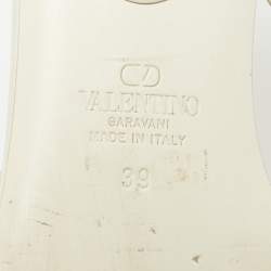 Pre Owned Valentino Rockstud Wipsy Size 39 Cream Leather Mules