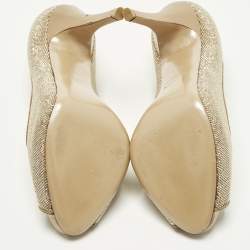 مملوكة مسبقًا Valentino Size 37.5 Beige/Gold Suede Peep Toe Pumps