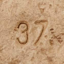 Pre Owned صندل مسطح فالنتينو مرصع روكستد جلد أزرق مقاس 37