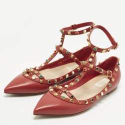 Pre Owned حذاء باليرينا فلات فالنتينو أحمر جلد مع حزام كاحل بمسامير مدلقة مقاس 39