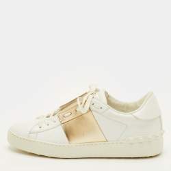 مملوكة مسبقًا Valentino Rockstud Size 39.5 White/Gold Leather Low Top Sneakers
