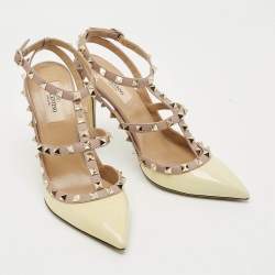 مملوكة مسبقًا Valentino Rockstud Size 39.5 Cream/Beige Leather and Patent Leather Pumps