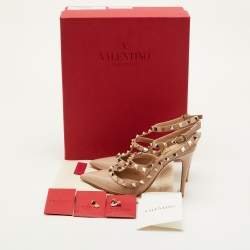 Pre Owned Valentino Rockstud Size 36.5 Beige Patent Leather Pointed Toe Ankle Strap Pumps