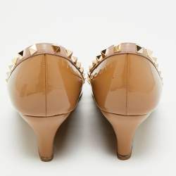 Pre Owned Valentino Rockstud Size 41 Beige/Pink Leather and Patent Leather Wedge Pumps