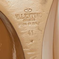 Pre Owned Valentino Rockstud Size 41 Beige/Pink Leather and Patent Leather Wedge Pumps