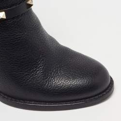 مملوكة مسبقًا Valentino Rockstud Size 39 Black Leather Ankle Length Boots