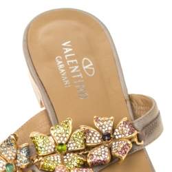 Pre Owned Valentino Beige Satin Crystal Embellished Thong Flats Size 38