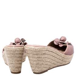 Pre Owned Valentino Beige Leather Flower Applique Wedge Platform Sandals Size 41