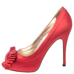 Pre Owned Valentino Red Satin Bow Detail Peep Toe Platform Pumps Size 40