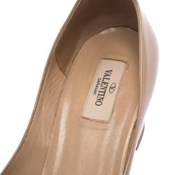 Pre Owned Valentino Beige Patent Leather Tango Block Heel Ankle Strap Pumps Size 40.5