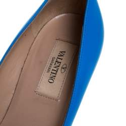 Pre Owned Valentino Blue Leather Rockstud Pointed Toe Pumps Size 36