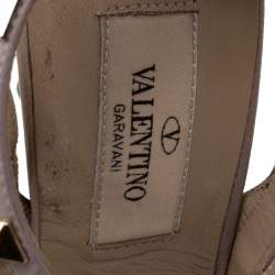 Pre Owned Valentino Black/Beige Patent Leather And Leather Rockstud Ankle Strap Sandals Size 37