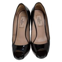 Pre Owned Valentino Black Patent Leather Peep Toe Platform Pumps Size 36