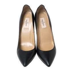 Pre Owned Valentino Black Leather Pointed Toe Pumps Size 39.5