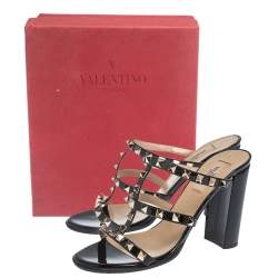 Pre Owned Valentino Black Patent Leather Rockstud Strappy Sandals Size 38.5