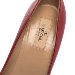 Pre Owned Valentino Red Leather Studded Pointed Toe Pumps Size 39.5