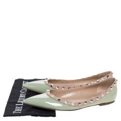Pre Owned Valentino Green Patent Leather Rockstud Pointed Toe Flats Size 40
