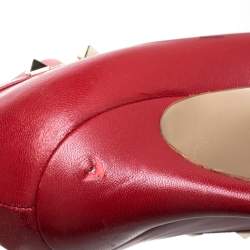 مملوكة مسبقًا Valentino Red Leather D'Orsay Rockstud Pumps Size 40