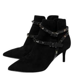 Pre Owned Valentino Black Suede Rockstud Harness Ankle Boots Size 36.5