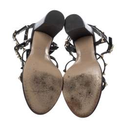 Pre Owned صندل فالنتينو جلد أسود روكستد بحزام للكاحل كعب مربع سميك مقاس 39.5