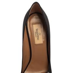 Pre Owned حذاء كعب عالى فالنتينو مقدمة مفتوحة فيونكة ساتان سوداء مقاس 38