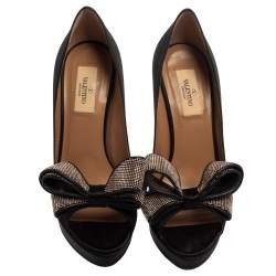 Pre Owned حذاء كعب عالى فالنتينو مقدمة مفتوحة فيونكة ساتان سوداء مقاس 38