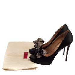 Pre Owned حذاء كعب عالى فالنتينو مقدمة مفتوحة فيونكة ساتان سوداء مقاس 38