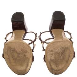 مملوكة مسبقًا Valentino Burgundy Leather Rockstud Slide Sandals Size 39