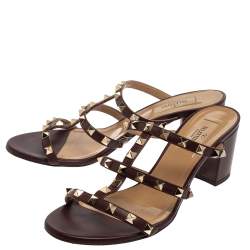 مملوكة مسبقًا Valentino Burgundy Leather Rockstud Slide Sandals Size 39