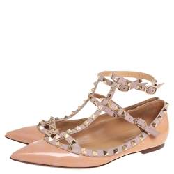 Pre Owned Valentino Beige Patent And Leather Rockstud Flats Size 39.5