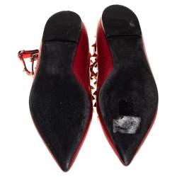 Pre Owned Valentino Metallic Red Leather Rockstud Flat  Ankle Strap Sandals Size 39