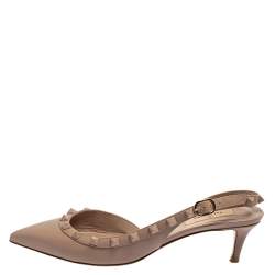 مملوكة مسبقًا Valentino Beige Leather Rockstud D'orsay Slingback Sandals Size 37.5