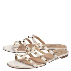 Pre Owned Valentino Off White Leather Rockstud Flat Sandals Size 37.5