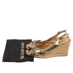 مملوكة مسبقًا Valentino Metallic Gold Leather Mena Bow Slingback Espadrilles Wedges Size 41