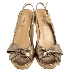 مملوكة مسبقًا Valentino Metallic Gold Leather Mena Bow Slingback Espadrilles Wedges Size 41