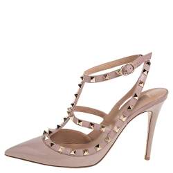 Pre Owned صندل فالنتينو رولينغ مرصع مقدمة مدببة جلد أسود مقاس 39