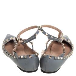 مملوكة مسبقًا حذاء فلات باليه فالنتينو سير كاحل روكستد جلد رمادي مقاس 40