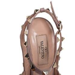 مملوكة مسبقًا صندل فالنتينو روكستد جلد رصاصي ووردي ميتاليك مقاس 36