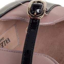 Pre Owned حذاء بوت فالنتينو جلد و جلد لامع وردي/أسود سير حرف تي مقاس 38