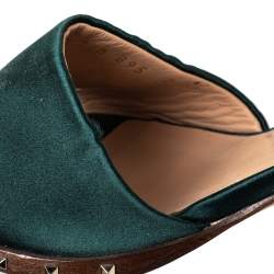 مملوكة مسبقًا Valentino Green Satin Studded Block Heel Ankle Strap Sandals Size 38.5
