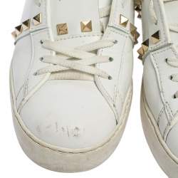 Pre Owned Valentino White Leather  Rockstud Untitled Low Top Sneakers Size 39.5