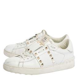 Pre Owned Valentino White Leather  Rockstud Untitled Low Top Sneakers Size 39.5