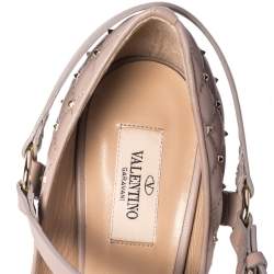 Pre Owned Valentino Beige Quilted Leather Rockstud Spike Mary Jane Pumps Size 38.5