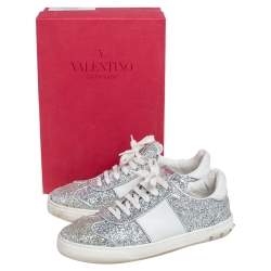 مملوكة مسبقًا حذاء رياضى فالنتينو فلاى كرو غليتر وجلد فضي / أبيض عنق منخفض مقاس 40